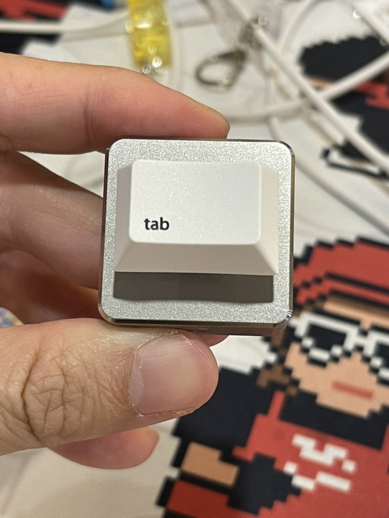 goblintechkeys's tweet image. Just finished our prototype 🔧
A fully programmable single key keyboard with SUS 304 stainless steel casing — matte finish, polished edges.
⠀
Assign any shortcut or macro. Compact, clicky, and clean.
⠀
#goblintechkeys #mechanicalkeyboard #keyboarddesign