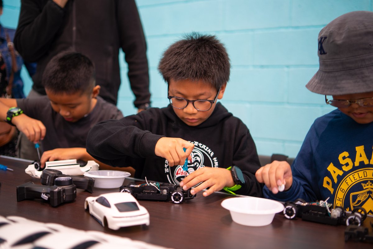 We have a #FREE opportunity for schools to get our classroom repair kits! If you're a school in:

🔧 Luton
🔧 Kingston
🔧 Hounslow
🔧 Hampshire
🔧 Surrey
🔧 South Ayrshire

... then get in touch at edu@team.repair! Suitable for Year 5 - 9, please share this amazing opportunity!