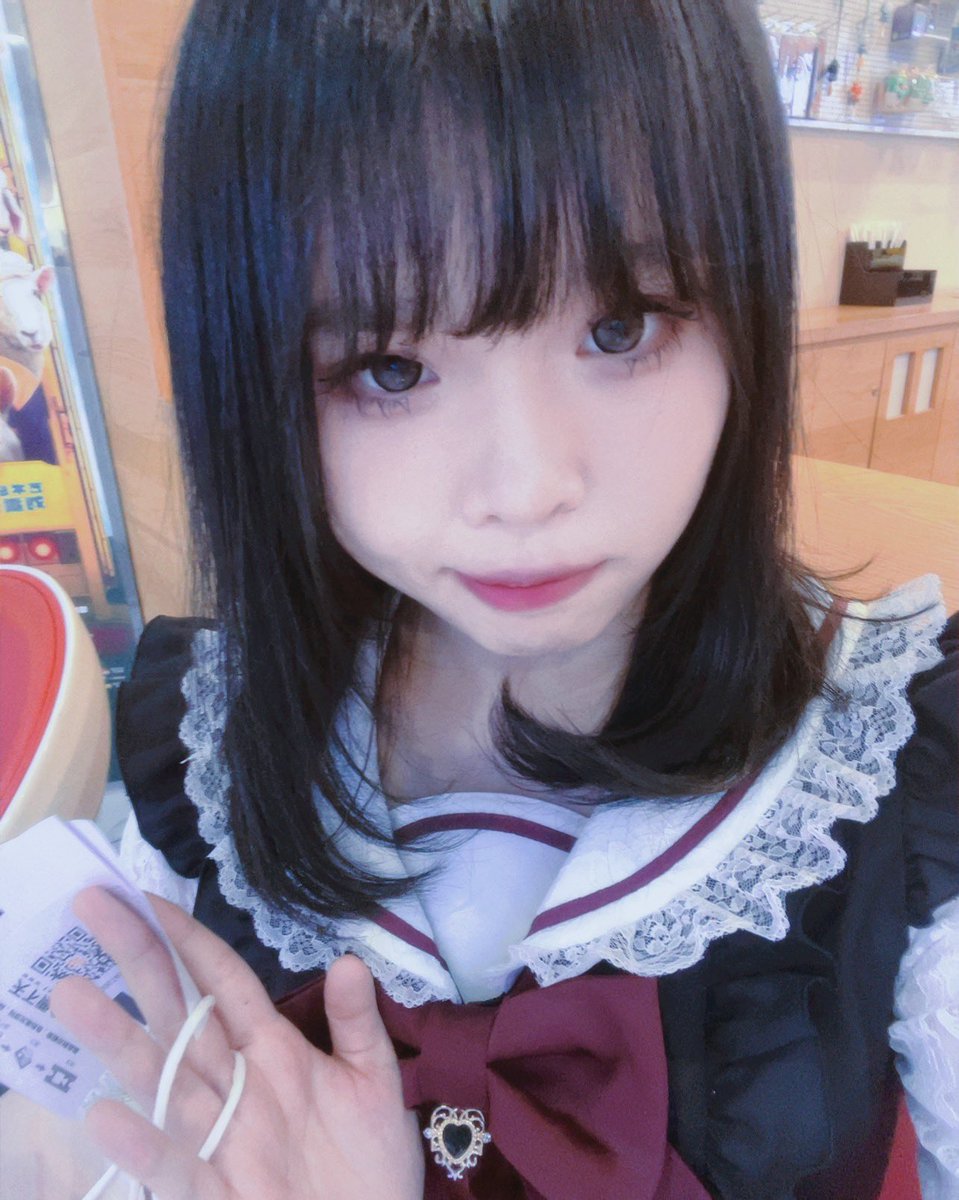 moreuwu__'s tweet photo. 剪头发咯 https://t.co/tgjyLRxJd8