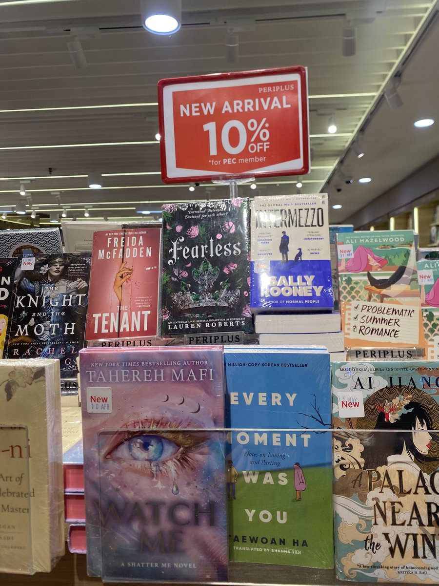 aishcato's tweet image. beli aja dulu, masalah makan Allah yang atur ☘️