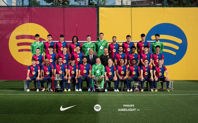 برشلونة يحتفي بثلاثية.. صورة تحكي انتصاراً لا يُمحى 1