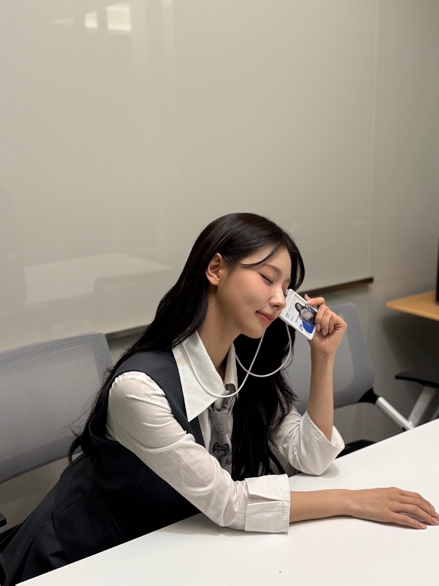 cmyarchive's tweet image. [250530]🐰 on 🫧