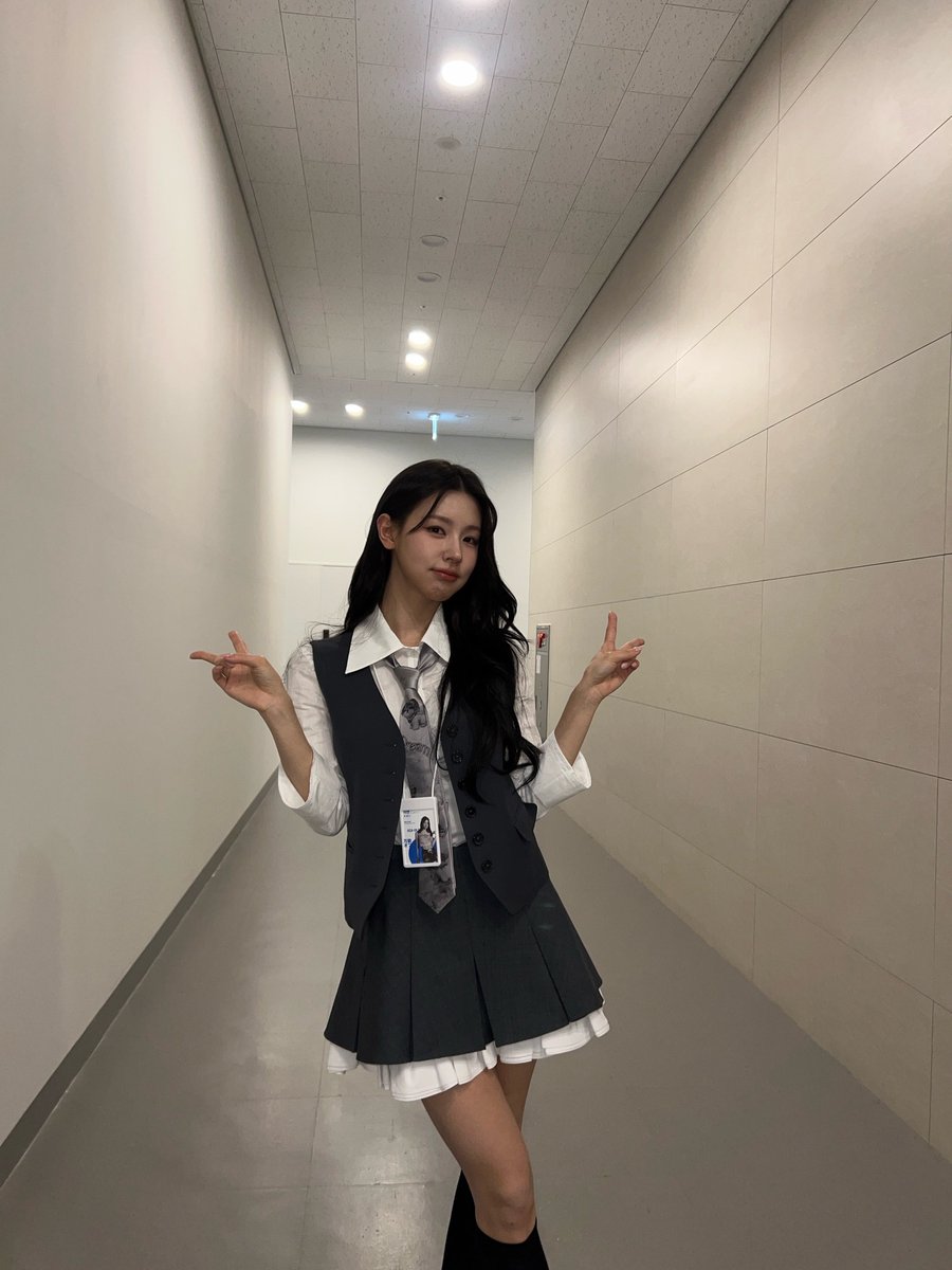 cmyarchive's tweet image. [250530]🐰 on 🫧