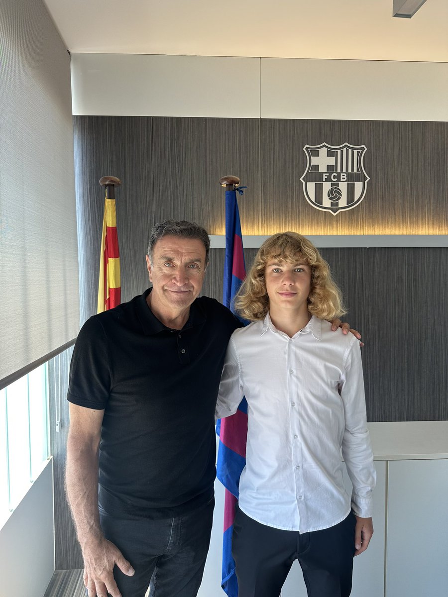 FC Barcelona - Masia tweet media