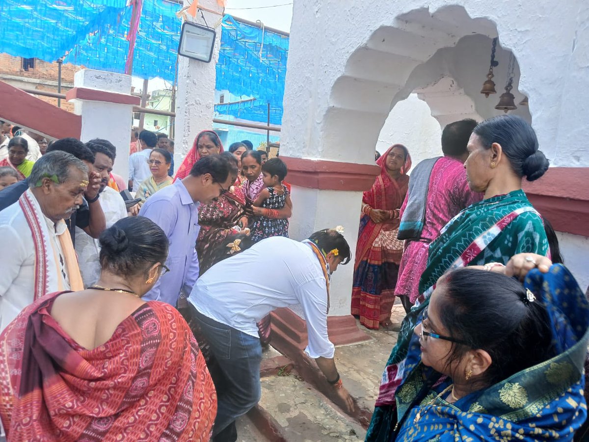 irasisacharya's tweet image. ଆଜି ମୋର ବିଧାନସଭା ଅନ୍ତର୍ଗତ ସୋହେଲା ବ୍ଲକର ସୋହେଲା ରେ ପୂର୍ଣ୍ଣି ବନ୍ଧ ସଂଲଗ୍ନ ମହାଦେବ ମନ୍ଦିରର ମରାମତି ଓ ପୁନଃରୁଦ୍ଧାର ପାଇଁ ମୁଖ୍ୟମନ୍ତ୍ରୀ ସ୍ୱତନ୍ତ୍ର ସହାୟତା ପାଣ୍ଠିରୁ ପାଞ୍ଚ ଲକ୍ଷ ଟଙ୍କା ଅନୁମୋଦନ କରାଇଲି ll

#Mahadev  #Temple 
#repairing #sohela
#BhatliBlock
#BhatliConstituency