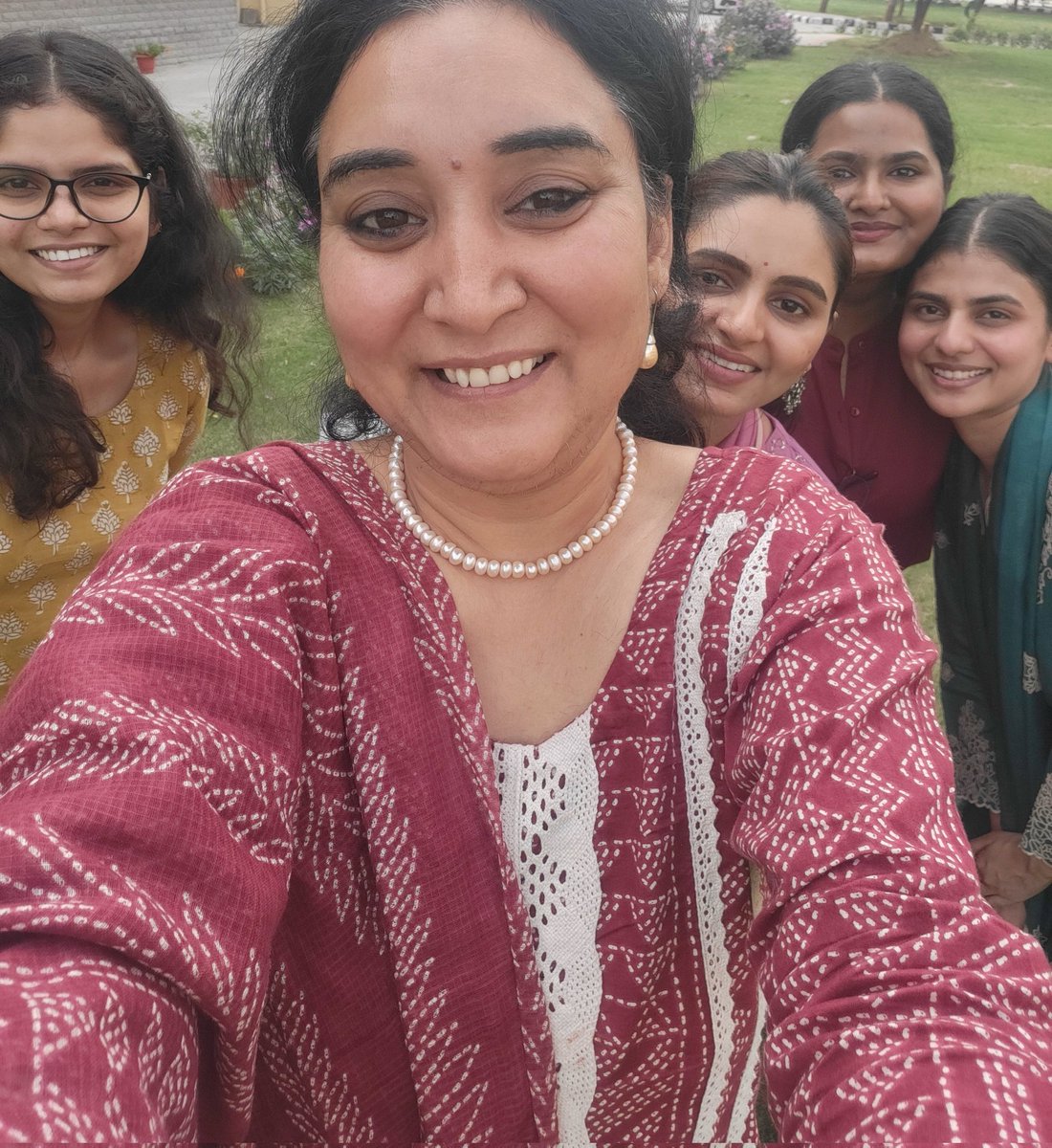 navneetkaur38's tweet photo. Fond memories #CapacityBuildingCommission
@CBC_MK https://t.co/daVvmm8FJN