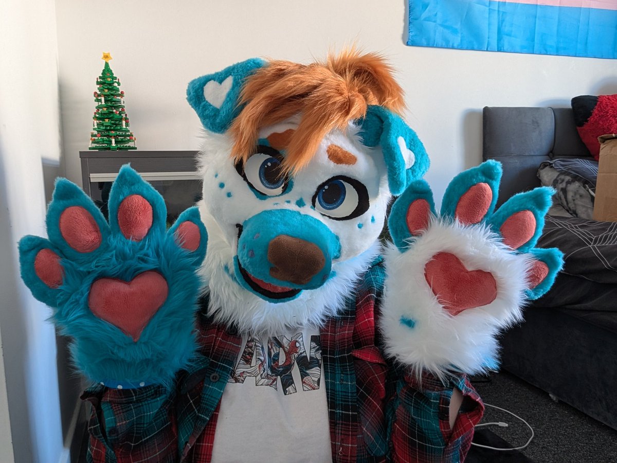 Happy #FursuitFriday ! 

I can finally do this