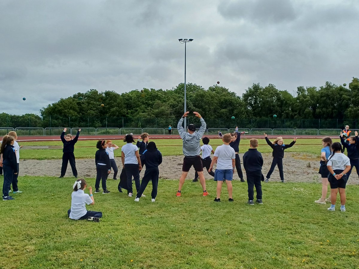 The Daily Mile IRE (@thedailymile_ie) on Twitter photo Children from schools across South Dublin gathered in Tallaght A.C. for some Try Track & Field! Lots of fun running, jumping & throwing & The Daily Mile to finish up🏃👩🦽huge thanks to <a href="/DavidMatthews2/">David Matthews</a> , all the coaches, <a href="/ActiveSouthDub/">Active South Dublin</a> & all the schools that attended 👏👏 Children from schools across South Dublin gathered in Tallaght A.C. for some Try Track & Field! Lots of fun running, jumping & throwing & The Daily Mile to finish up🏃👩🦽huge thanks to <a href="/DavidMatthews2/">David Matthews</a> , all the coaches, <a href="/ActiveSouthDub/">Active South Dublin</a> & all the schools that attended 👏👏