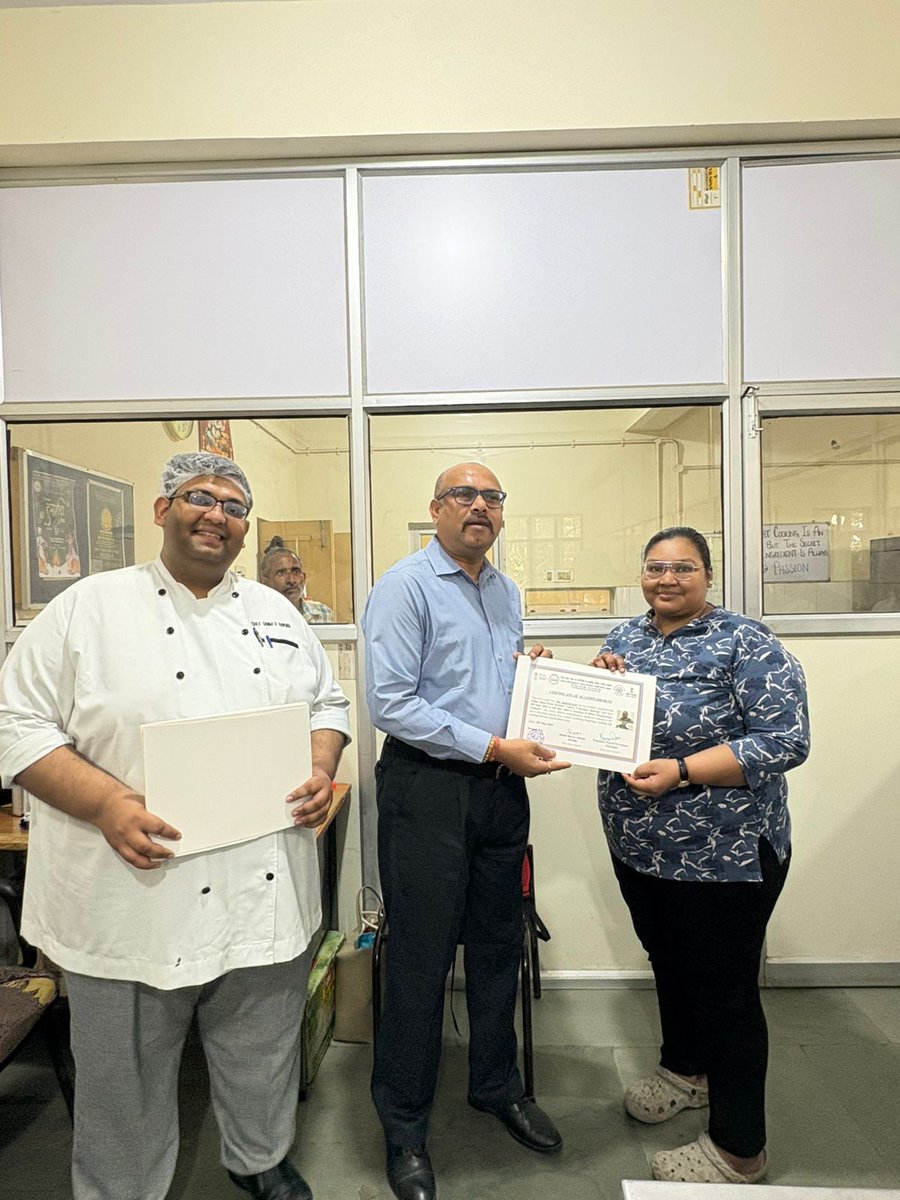 IhmLucknow's tweet image. Final Day, Finest Creations!

Wrapping up Day 3 of the Chocolate Making Course at IHM Lucknow with smiles, skills, and sweet memories. A big thank you to all the participants for making it a chocolaty success! 🍫✨ #ChocolateCourse #IHMExperience #Day3Vibes #SweetCulmination