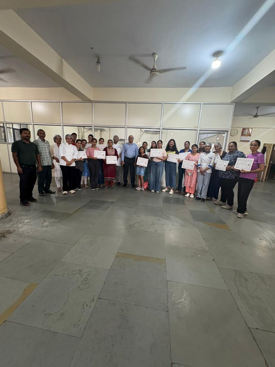 IhmLucknow's tweet image. Final Day, Finest Creations!

Wrapping up Day 3 of the Chocolate Making Course at IHM Lucknow with smiles, skills, and sweet memories. A big thank you to all the participants for making it a chocolaty success! 🍫✨ #ChocolateCourse #IHMExperience #Day3Vibes #SweetCulmination