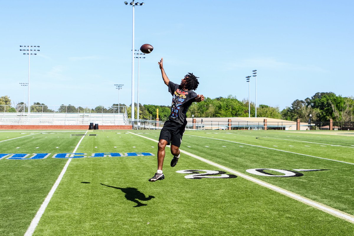 Justvonn__'s tweet photo. Fully Motivated. Born Dedicated. 
Jeramiah 29:11 🤞🏾. #JUCOPRODUCT @JUCOFFrenzy @MacCorleone74 @KMO41AMN https://t.co/5o0D9jCtih