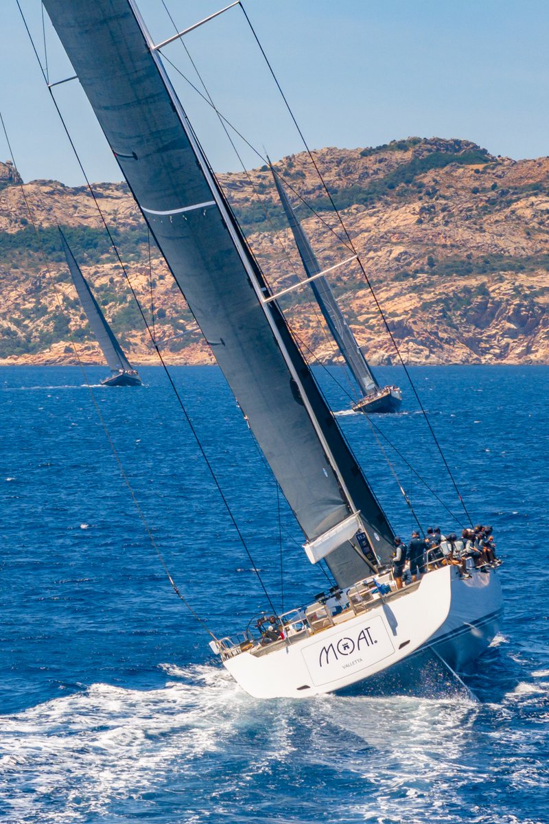MOAT Takes the Win 🏁

Swan 115 MOAT delivered a standout performance at the Giorgio Armani Superyacht Regatta, securing a race win yesterday in the Superyacht class.

#NautorSwan #ClubSwanRacing #YCCS #Yachting #Sailing
📸 Studio Borlenghi | YCCS