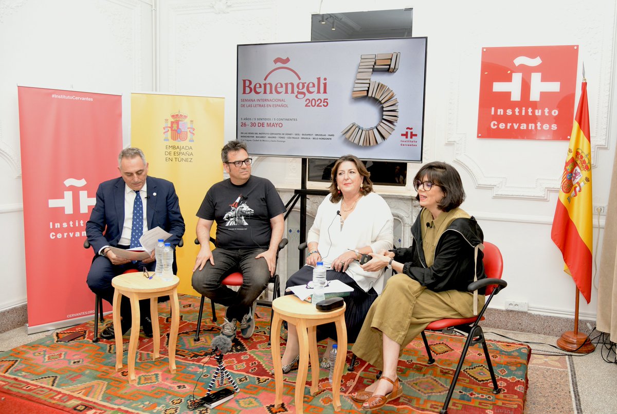 J.C Méndez Guédez (@mendezguedez) on Twitter photo Los escritores: Raúl Quinto, Lara Moreno, Raja Bahri y el director del Cervantes de Túnez: Germinal Gil de Gracia en #Benengeli2025
Una mirada literaria a los cinco sentidos, desde Túnez.
<a href="/JekyllandJill/">Jekyll&Jill</a> <a href="/LumenEdit/">Editorial Lumen</a> <a href="/ICTunez/">Instituto Cervantes Túnez</a>
<a href="/InstCervantes/">Instituto Cervantes</a> Los escritores: Raúl Quinto, Lara Moreno, Raja Bahri y el director del Cervantes de Túnez: Germinal Gil de Gracia en #Benengeli2025
Una mirada literaria a los cinco sentidos, desde Túnez.
<a href="/JekyllandJill/">Jekyll&Jill</a> <a href="/LumenEdit/">Editorial Lumen</a> <a href="/ICTunez/">Instituto Cervantes Túnez</a>
<a href="/InstCervantes/">Instituto Cervantes</a>