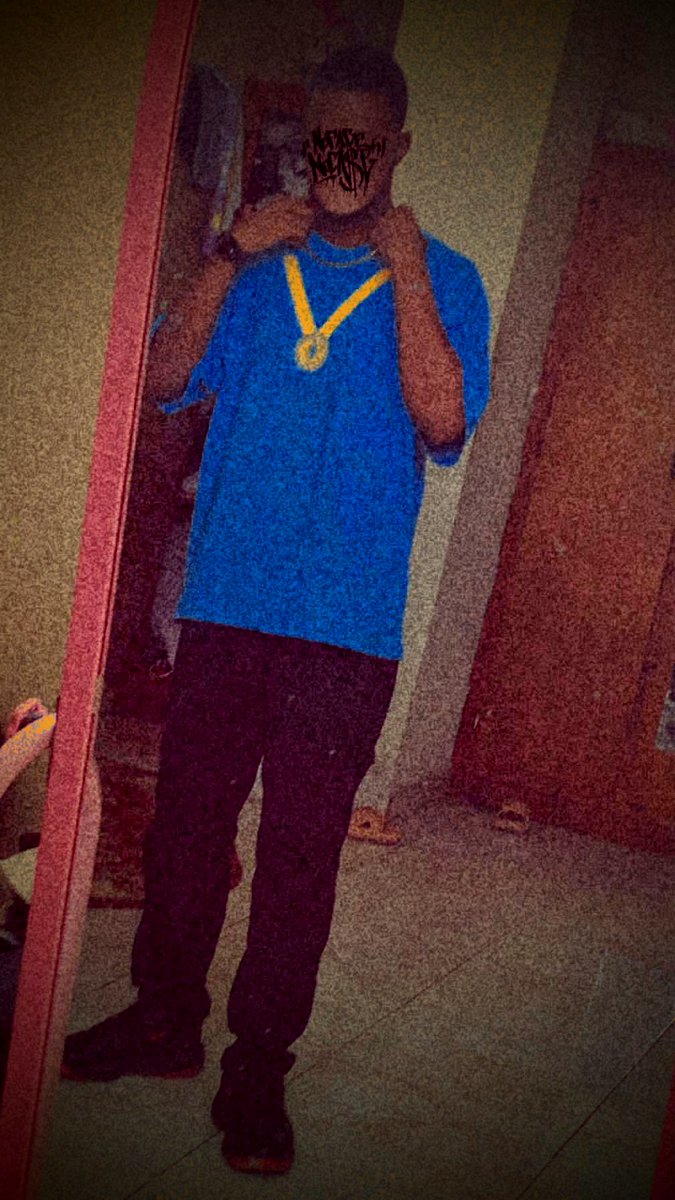 Gladimir_Plug's tweet photo. We wake up early to sleep late because we have goals to achieve, not people to impress. ☠️🧠💸
#MrGlad😤 https://t.co/2fGo7zH2zS