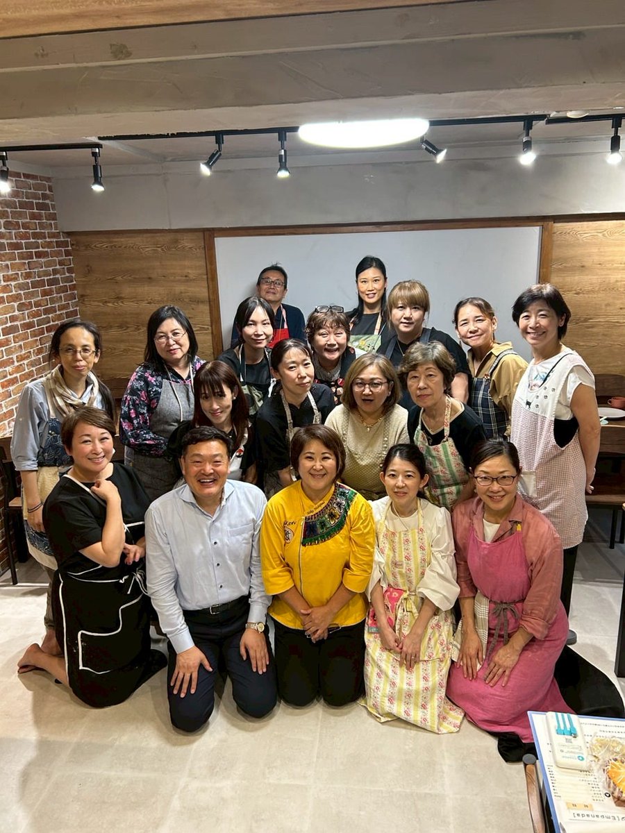 ¡Deleite gastronómico paraguayo conquista Tokio: delicias como vori vori, empanadas y guiso de arroz encantan paladares japoneses!🇵🇾🇯🇵

¡Qué orgullo ver la riqueza de nuestra gastronomía conquistando paladares en Tokio! La talentosa Mika Nishijima junto a la Asociación de