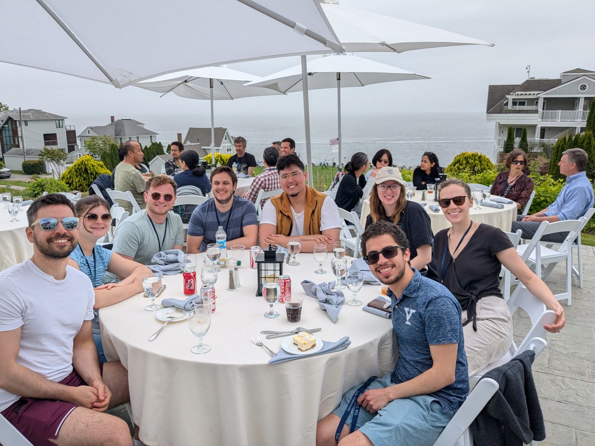 YaleNeuro's tweet image. We recently celebrated our annual Neuroscience Retreat 🧠👥
Thank you so much to everyone who came and made it a such a memorable weekend full of science, collaboration, and community 🤝🤗📸👇