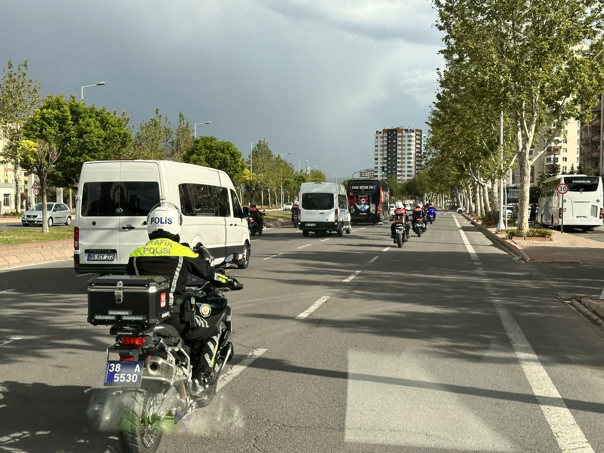 VanEkspres.com.tr tweet media
