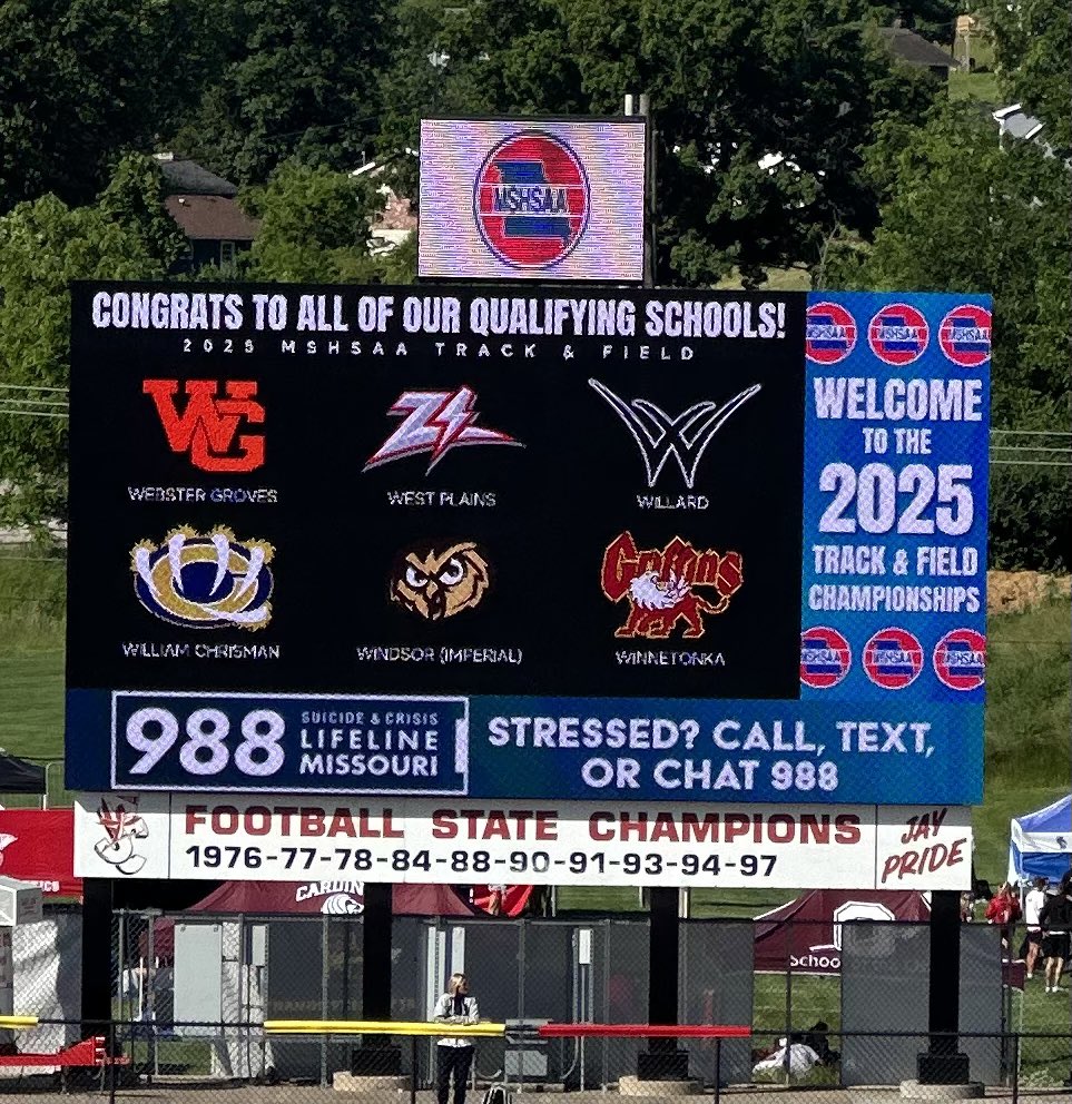 Beautiful day for a track meet! Grateful for the sunshine, the competition, and the chance to watch Taylor lay it all on the line. Let’s go to work! ☀️👟 🛫