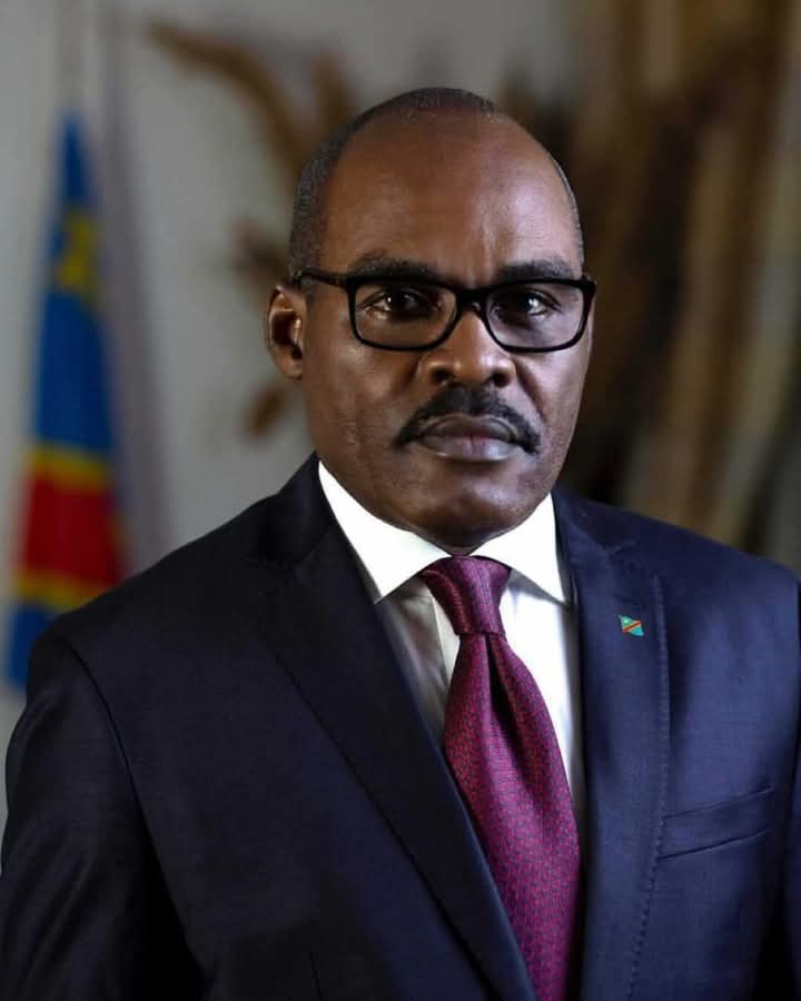 activiste révolutionnaire congolais 🇨🇩 (@ulikuwe_os11537) on Twitter photo RDC# le sieur Nicolas KAZADI sera poursuivi pour la propagation des faux fruits et non à l'affaire des lampadaires et forages.
Ils veulent sacrifier <a href="/nskazadi/">Nicolas Kazadi</a> pour tromper l'opinion et la manipuler en disant que les Kasaïns aussi sont poursuivis.
Pardon fatshi tu peux degage RDC# le sieur Nicolas KAZADI sera poursuivi pour la propagation des faux fruits et non à l'affaire des lampadaires et forages.
Ils veulent sacrifier <a href="/nskazadi/">Nicolas Kazadi</a> pour tromper l'opinion et la manipuler en disant que les Kasaïns aussi sont poursuivis.
Pardon fatshi tu peux degage