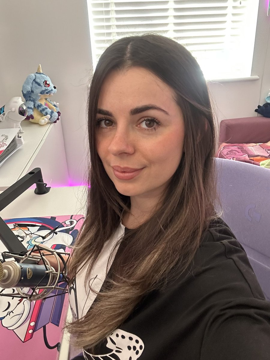 Bom dia!
Bora de live?
Twitch Pimentarosa 💜💜💜