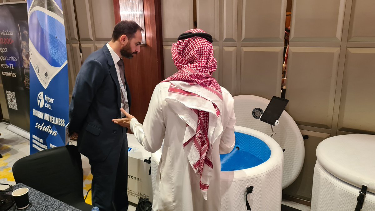 AldayelBader's tweet image. سعدت بالمشاركة في القمة الثالثة للابتكار في الملاعب والرياضة برعاية @MISA &amp;amp; بتنظيم مميز من ACM.

عرضنا في #HyperCool حلولنا لأحواض الثلج، غرف التبريد، والأوكسجين لتسريع الاستشفاء الرياضي 💪❄️

فخورون بدعم #رؤية_2030 🇸🇦

#الرياضة #الاستشفاء_العضلي #هايبركول #StadiumSummit