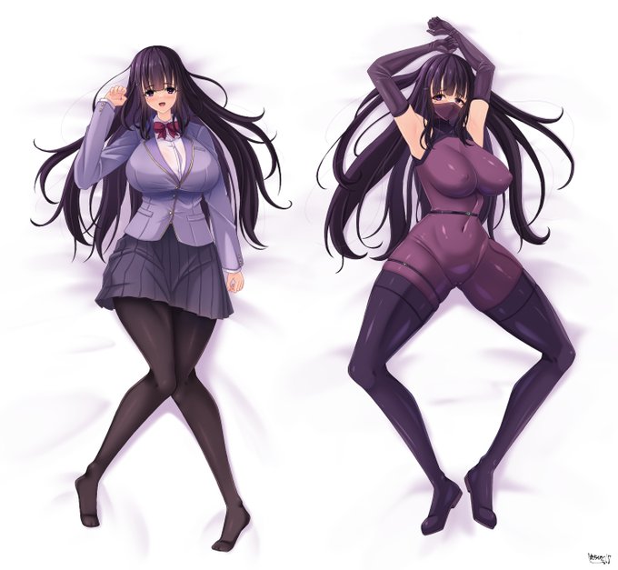 悪の女戦闘員(JKk-105)ちゃんの抱き枕っ!制服姿と戦闘スーツ姿、お好みの方を抱きましょう! 