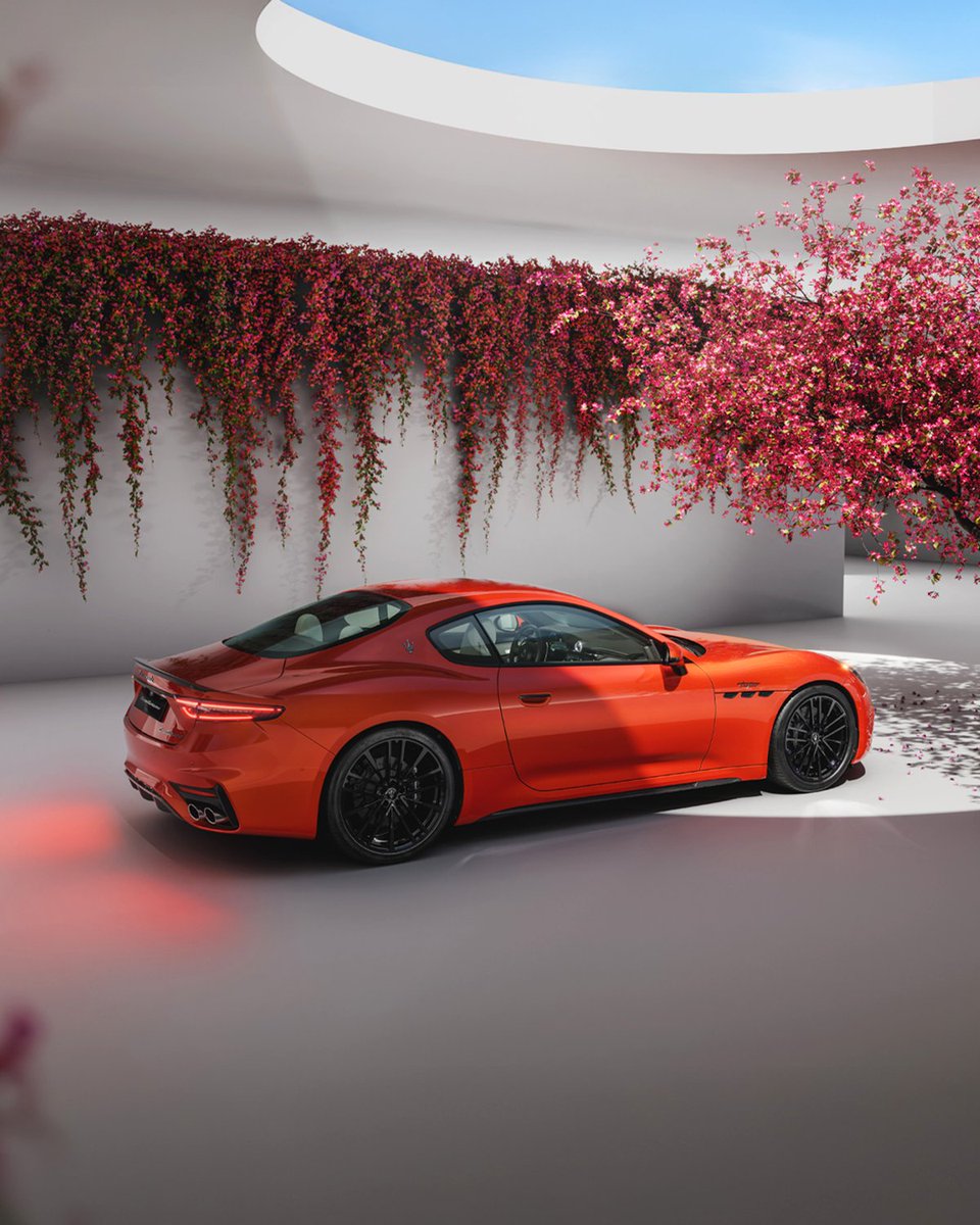 Engineered to perform and styled to amaze. ​
#MaseratiGranTurismo #Maserati