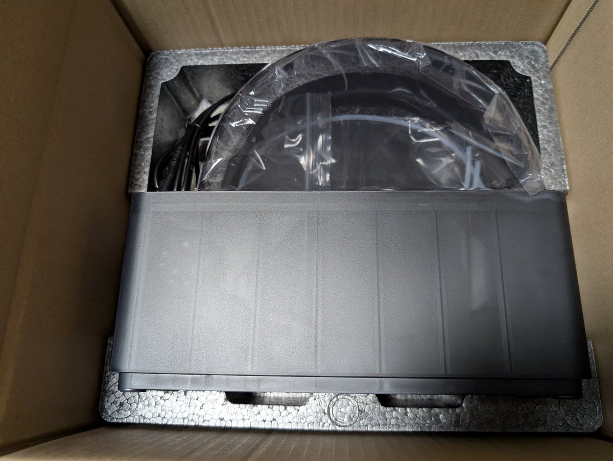 3Dプリンターの追加パーツが届いた！

これで＋1色できて、5色印刷できるようになった！する予定はまだない🙄