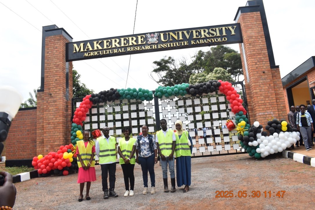MakCAES's tweet photo. Established in 1953, Makerere Univ. Agricultural Research Institute Kabanyolo (MUARIK) hosts a number of projects &amp; research facilities for @MakCAES including the Mak Regional Centre for Crop Improvement (MaRCCI) &amp; the Mak Centre for Soybean Improvement &amp; Development (MakCSID) https://t.co/m0g99PflEj