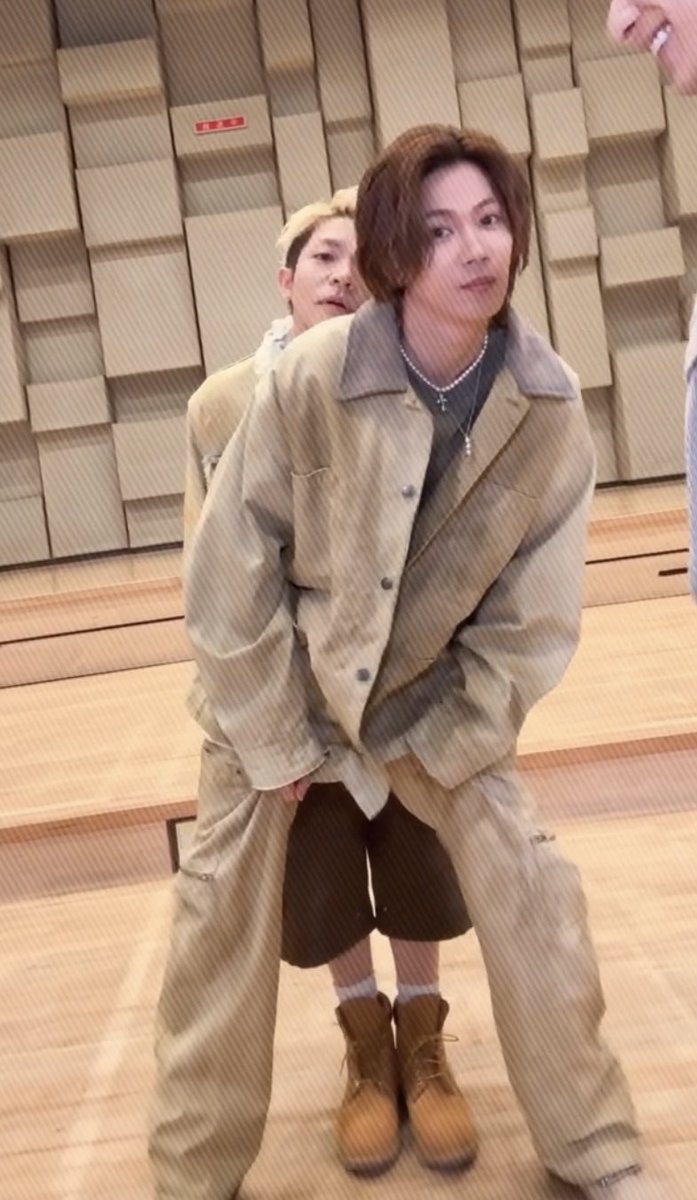 doracodoradora's tweet photo. めちゃめちゃ引っ込み思案wwwwww https://t.co/gLyGrAsITw