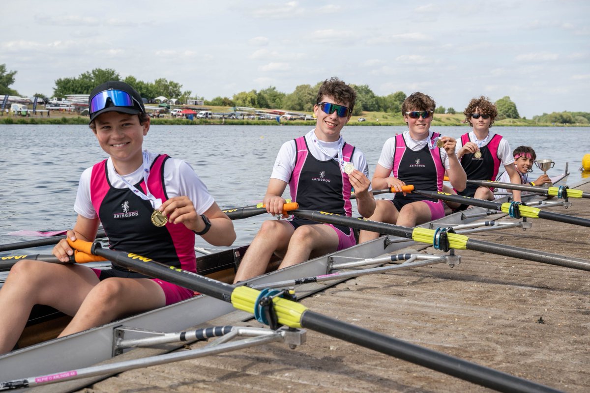 At the start of half term the club travelled to Nottingham for this season’s Nat Schools Regatta.

Friday saw the J14’s racing here for the first time with the coxed quad continue their undefeated season taking the Gold medal!

Saturday saw all crews make the A/B finals.