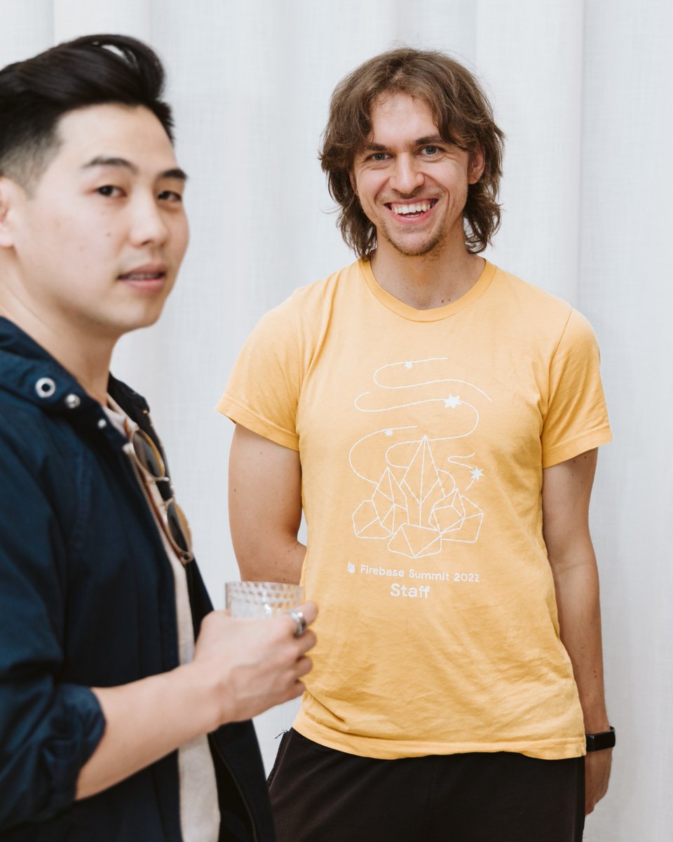 ReactSummit's tweet image. 🚀We had an amazing time at #ReactNYCMeetup
🎤Huge thanks to Eugene Zharkov and Victor Ochoa for their inspiring talks!
🙌Special shoutout to our host @kirjs for keeping the energy high throughout the evening!
🏡Big thanks to @poshvip_ for hosting us and supporting the…