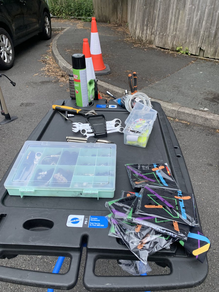 MCCCharlestown (@mcccharlestown) on Twitter photo The North Neighbourhood Team <a href="/MCCCharlestown/">MCCCharlestown</a> and <a href="/MCRActive/">Manchester Active</a> are at Caspian Road today till 3pm running Active Streets.
Join us for fun & games or bring along a bike to have fixed for free! The North Neighbourhood Team <a href="/MCCCharlestown/">MCCCharlestown</a> and <a href="/MCRActive/">Manchester Active</a> are at Caspian Road today till 3pm running Active Streets.
Join us for fun & games or bring along a bike to have fixed for free!