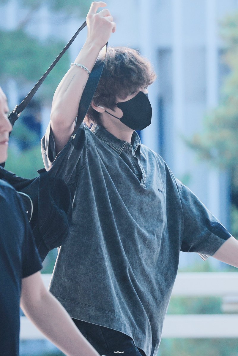 5.30 ICN 출발

🎐

#찬열 #CHANYEOL  #멍강아지