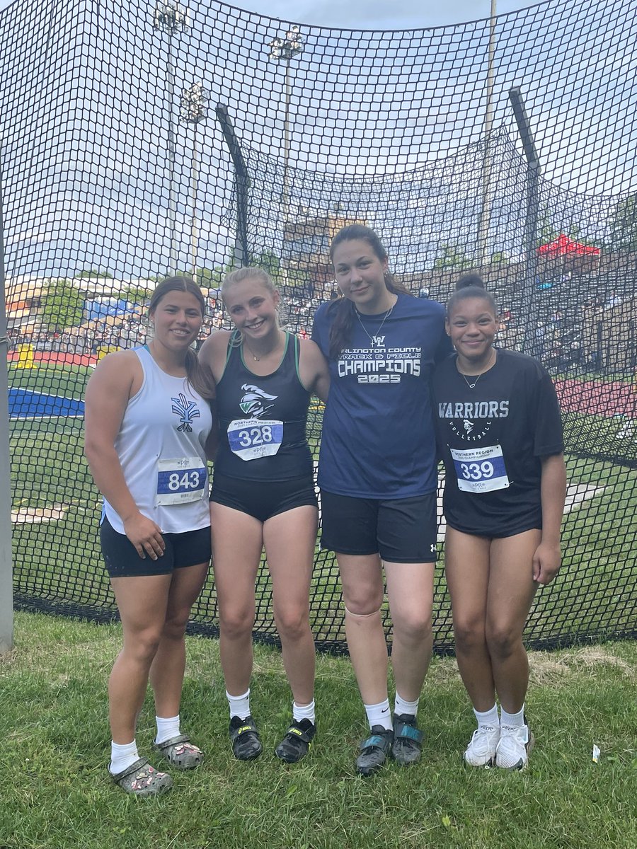 Eve takes second in the disc with a PR of 111’5 among an Arlington dominated region 🤩🤩 <a href="/WLHSAthletics/">Generals</a>