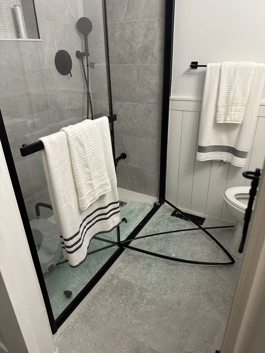 CEOofyourHealth tweet media