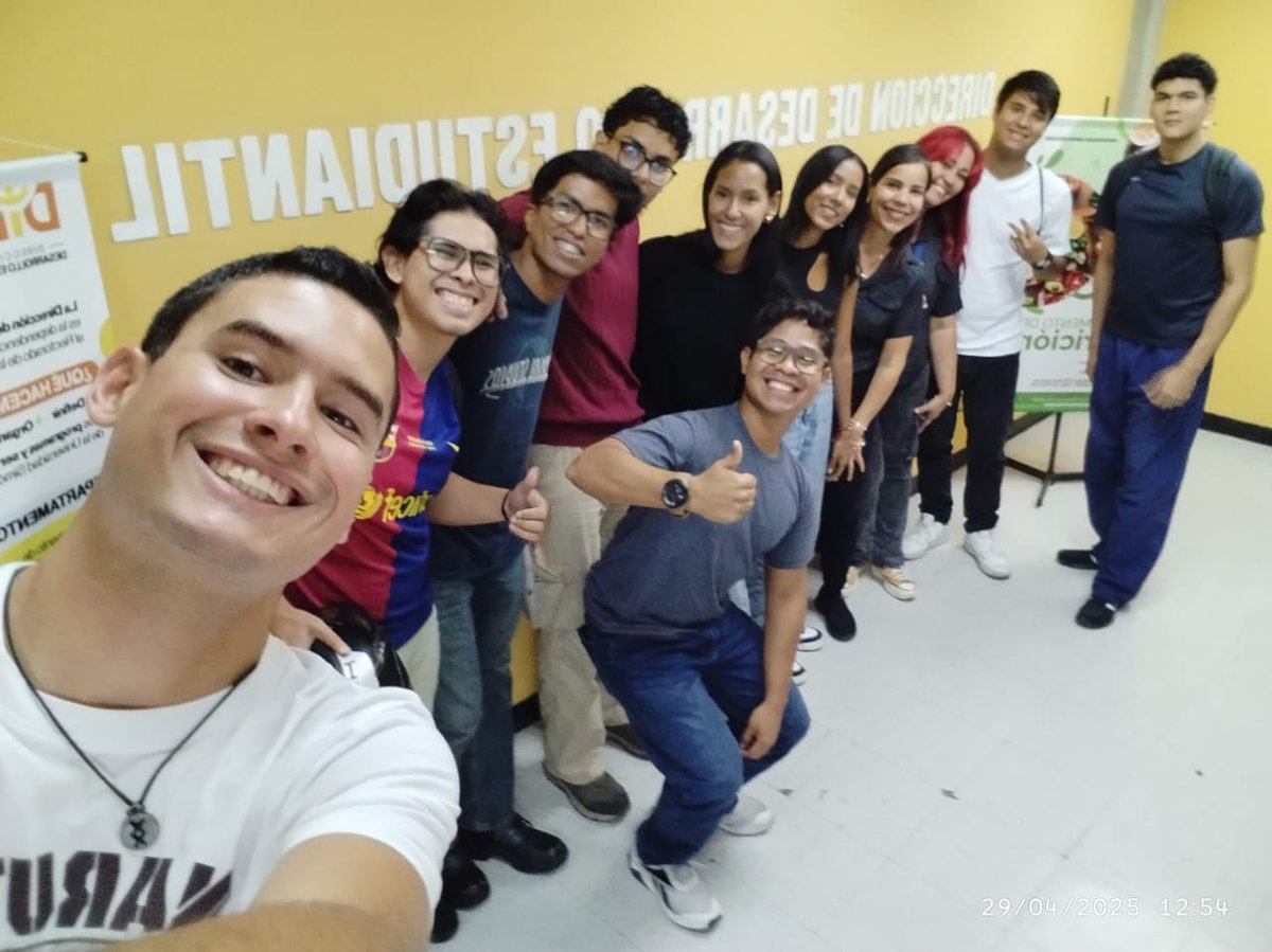 La Profesora Gaby, quien nos ha apoyado desde el Departamento de Nutrición para mejorar nuestros rendimiento en las excursiones, necesita nuestro apoyo para superar esta etapa.
gabisuperaelcancer.wordpress.com