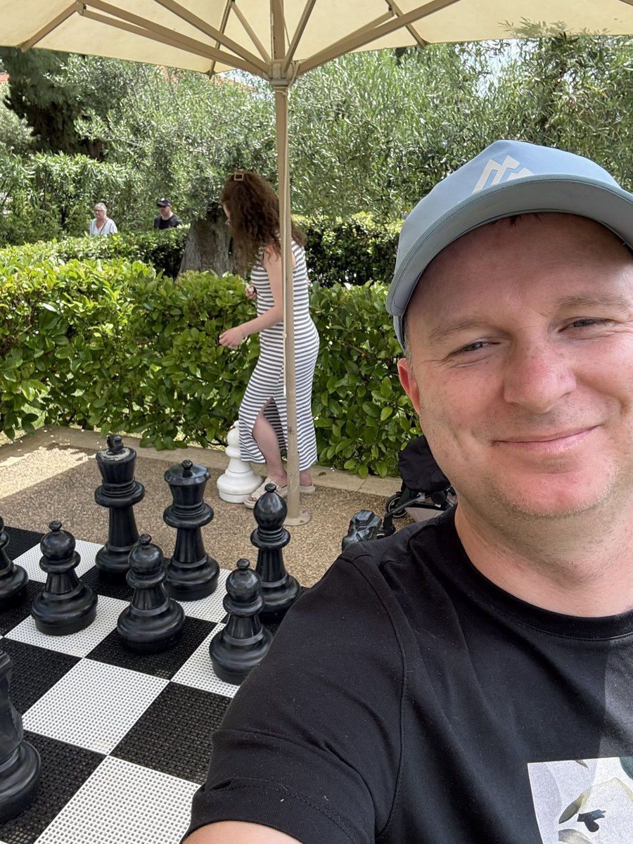 Playing Chess on holiday  proper sad. Trying to explain the rules to Jess is incredibly hard work. Might need a 🍻