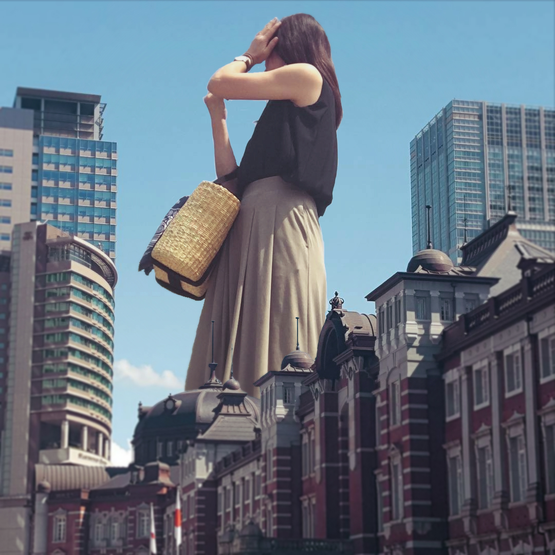 "Tokyo Station"
(2016)
