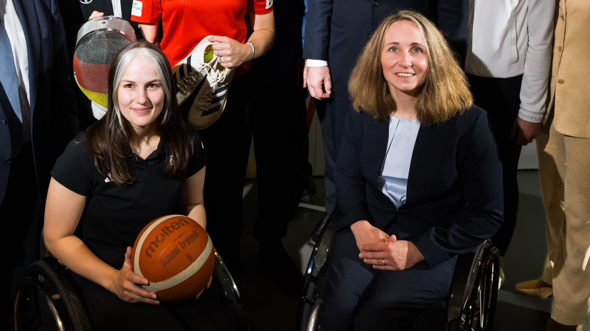 „Nirgendwo sonst wird der Paralympische Sport in seiner Kompaktheit und Vielfalt so authentisch gelebt wie in NRW“: BRSNW-Positionspapier “Wir können Paralympics“ verdeutlicht, wie Sommerspiele in Rhein-Ruhr mit idealen Standortbedingungen aussehen sollen! brsnw.de/aktuelles/arti…