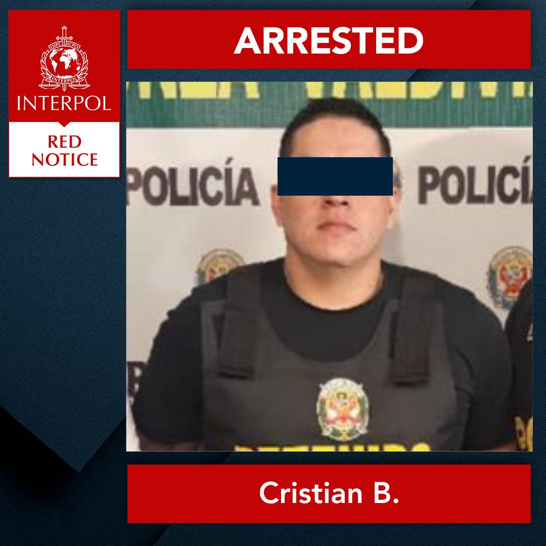 interpolwanted's tweet image. One of the most wanted criminals of Ecuador🇪🇨 was captured in Peru.
The #RedNotice fugitive is wanted for the murder of an eight-month pregnant woman in November 2020.
Coordinated efforts between the @PoliciaEcuador and @PoliciaPeru led to the location and arrest of Cristian B.