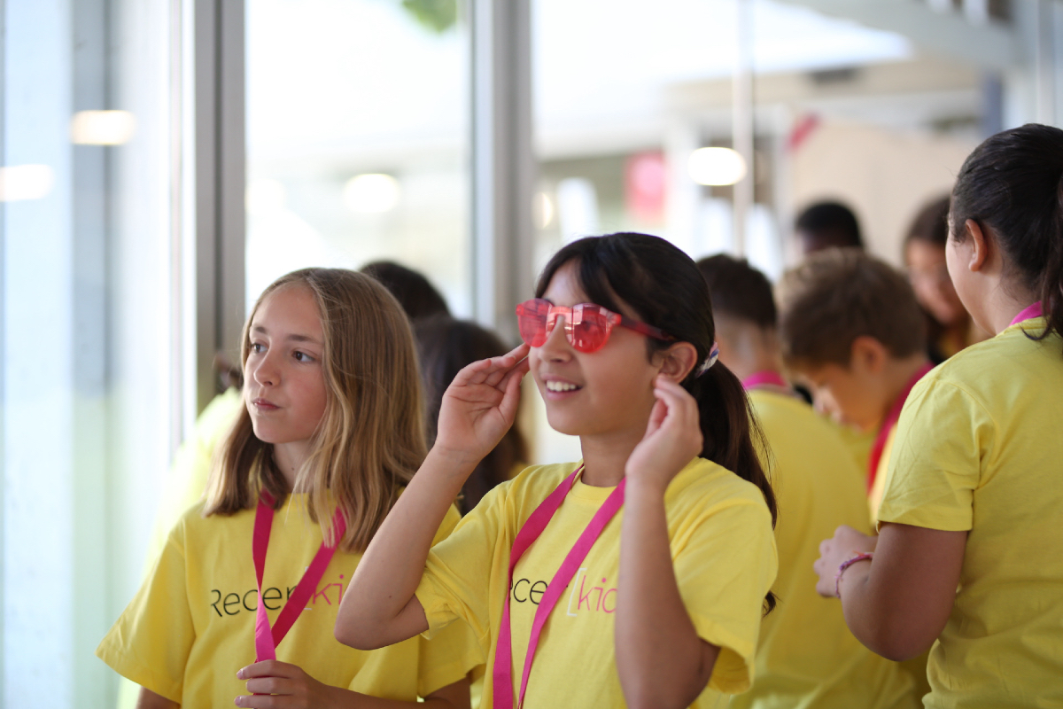 📣 La #consellera Núria Montserrat participa en la cloenda del #Recerkids a <a href="/uvic_ucc/">UVic-UCC</a>

💥Enguany més de 5.500 alumnes de 69 escoles han compartit recerques sobre semiconductors, materials clau per a l’electrònica i la innovació

👏 Amb seu a 5 universitats
gen.cat/4mJPGLk