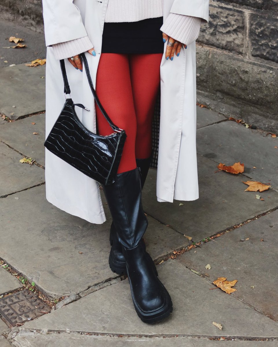 Add a pop of colour to your outfit with our vibrant range of coloured tights! 🌈✨

Which shade will you choose to brighten your day?
prettypolly.co.uk/hosiery/tights…