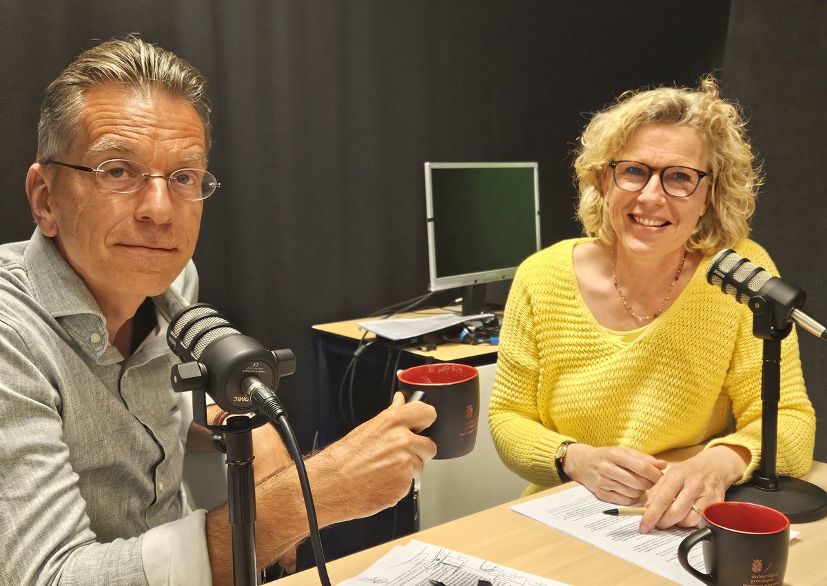 Marathons lopen, paardrijden of golfen: premiers en presidenten laten graag zien hoe fit (en goed!) ze zijn. In de nieuwste🎙️afl van 'leiderschap in onzekere tijden' hoor je hoe belangrijk fysieke kracht en mentale fitheid voor leiders is. Luister 'm hier👇open.spotify.com/episode/68QQNJ…