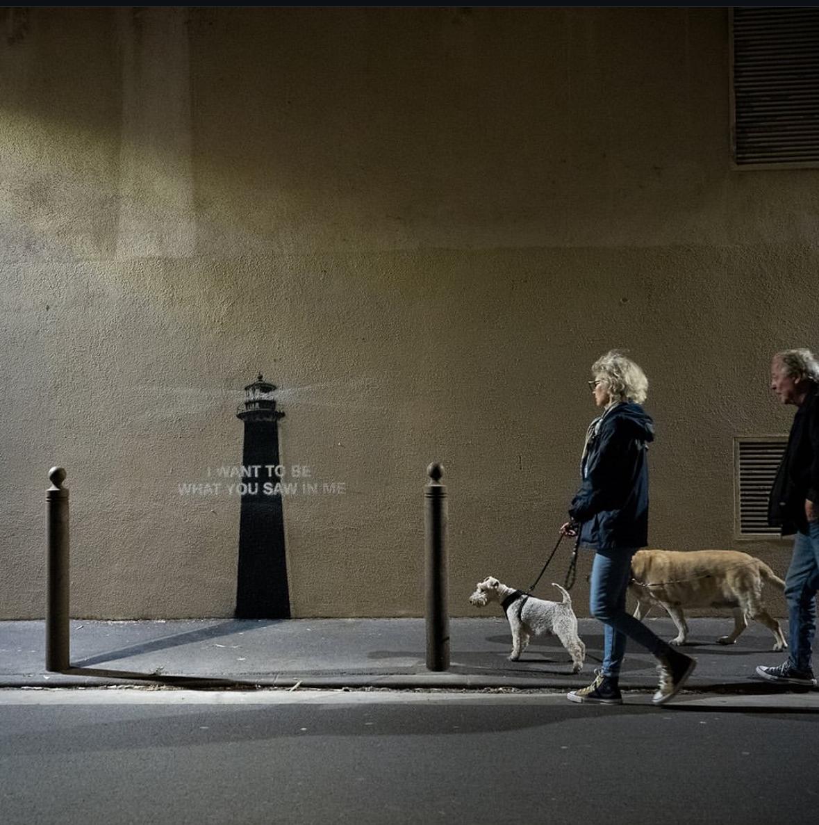 Gizemli sokak sanatçısı Banksy, Instagram’dan son eserini paylaştı. Eserin nerede olduğu henüz bilinmiyor.