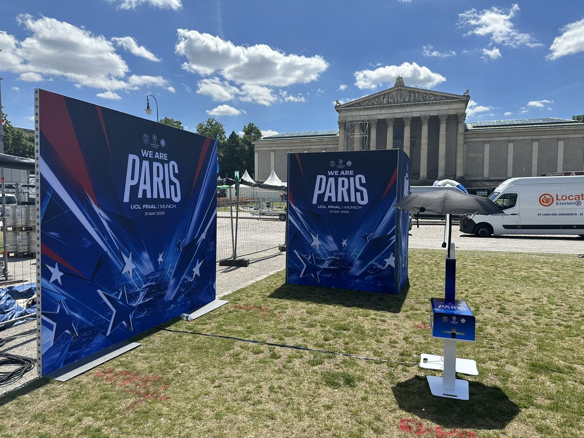 PSG Fan Services tweet media