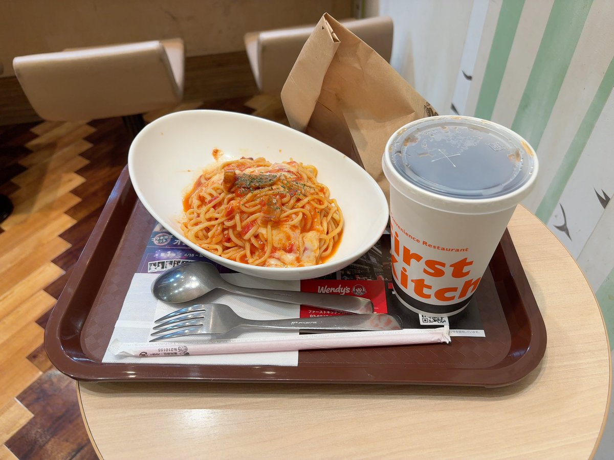 ENDj72TvoSKTS5n's tweet image. 滑り込みで到着💦💦明日は来れないから最後です😭最高の企画をありがとうございました！ミラーは家で開封します🏠

#wendys #firstkitchen #kep1er