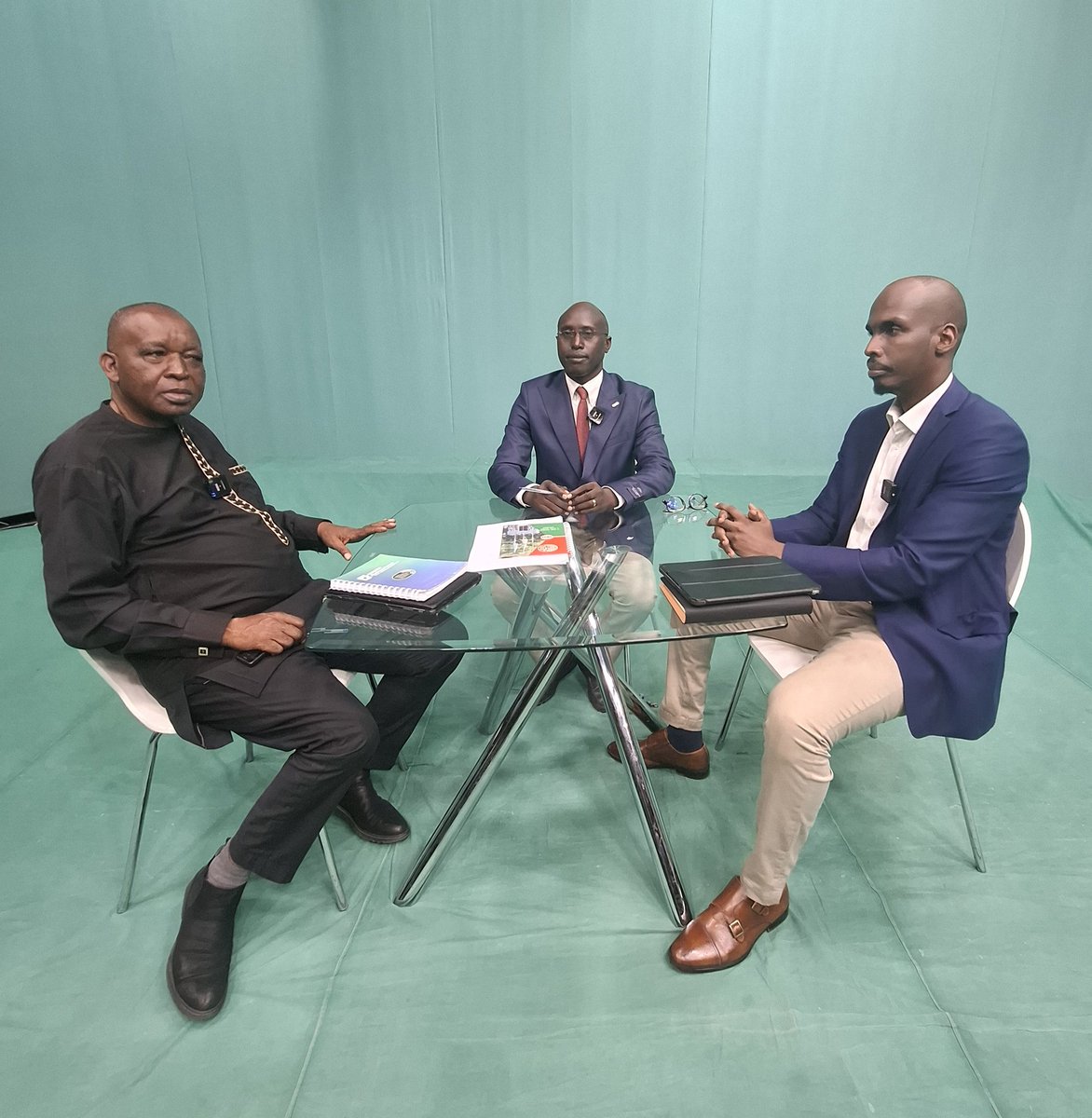 Thank you <a href="/RTNBurundi/">RTNB</a> for having me this Friday, as we discussed on national television 📺 , Trade Facilitation in #Burundi and in the #EAC region. An opportunity to assess the impact of <a href="/TradeMarkAfrica/">TradeMark Africa</a> 'Business Competitiveness' program that was implemented across <a href="/jumuiya/">East African Community</a>.