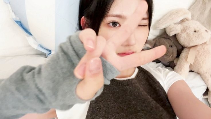 Mau layout jiwoo h2h pake foto ini dong #zonauang