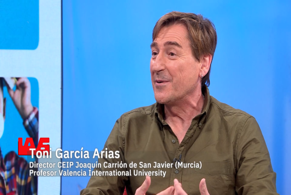 La #ExperienciaLADA "Aulas sin bullying, aulas sin miedo" nos presenta un libro que señala todos los factores que marcan el acoso escolar

👇
laaventuradeaprender.intef.es/experiencia/au…
👉 <a href="/educaINTEF/">Educación INTEF</a> 

📺 <a href="/MaraPeterssen/">Mara Peterssen</a> #LAVS